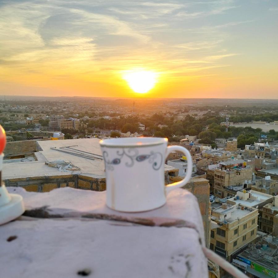 Hostel Desert Home Stay Джайсалмер Экстерьер фото